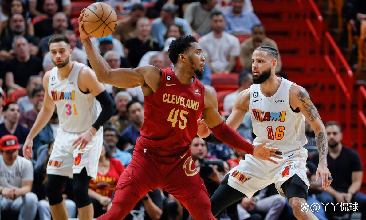 开云体育app-关于清晨NBA季后赛焦点战，迈阿密热火临场应变，管理层满意，细节决定成败的信息